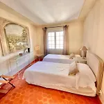 Chez Camille Apartment *